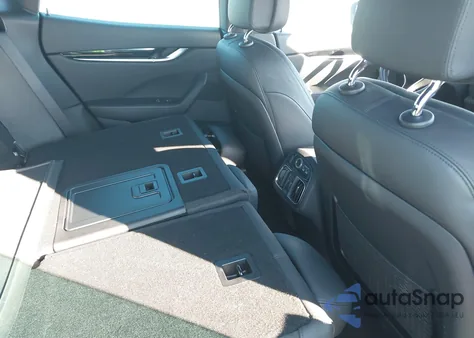 2021 Maserati Levante из США, поврежденный, VIN ZN661XUA1MX357847